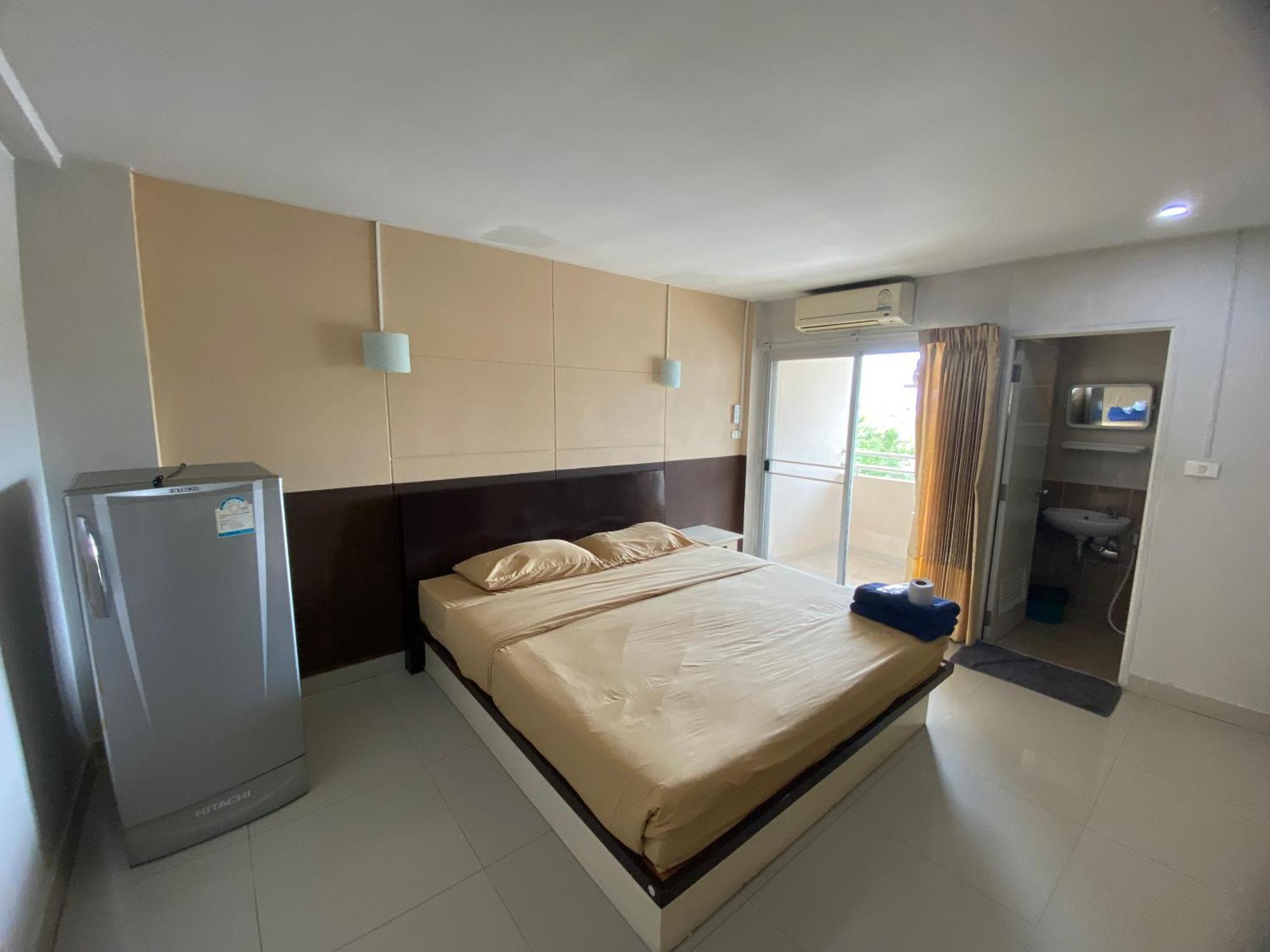 Ladapan Mansion Apartment Nonthaburi Exterior photo